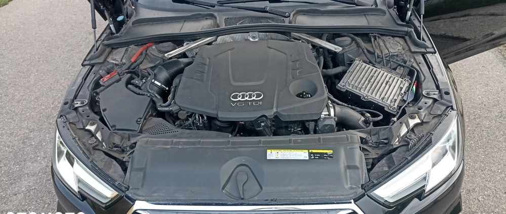 Audi A4 cena 104900 przebieg: 139772, rok produkcji 2017 z Kalisz małe 154